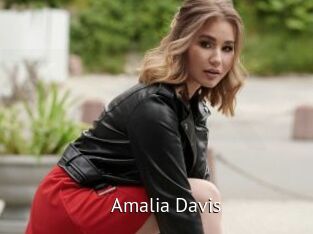 Amalia_Davis