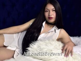 AntonellaBrownn Zizi X