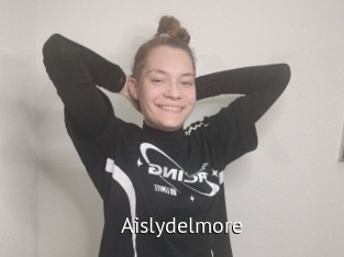 Aislydelmore