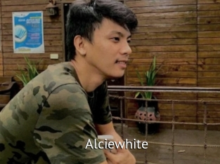 alciewhite Zizi X