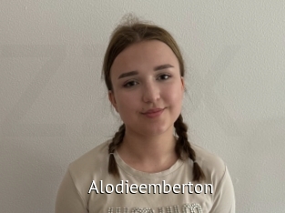 alodieemberton Zizi X
