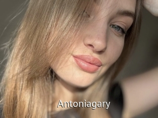 antoniagary Zizi X