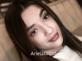 arielallford Zizi X
