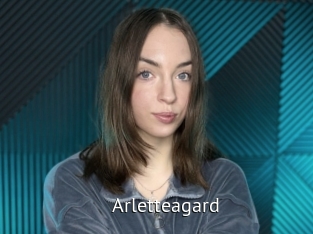 arletteagard Zizi X