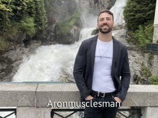 aronmusclesman Zizi X