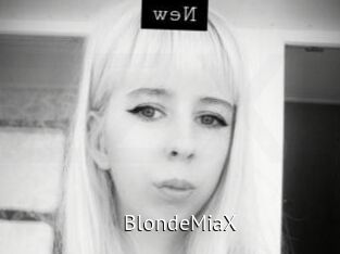 BlondeMiaX