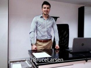 BruceLarsen Zizi X