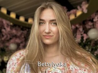 betsylyoka Zizi X