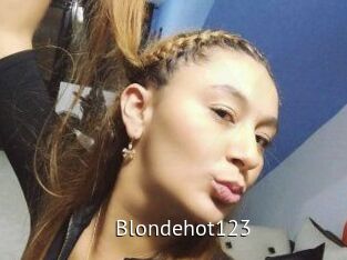Blondehot123