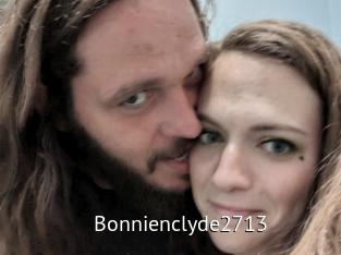bonnienclyde2713 Zizi X