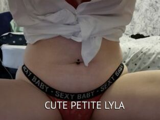 CUTE_PETITE_LYLA