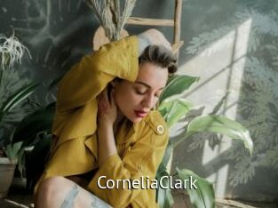 CorneliaClark Zizi X