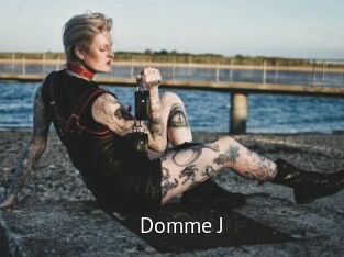 Domme_J