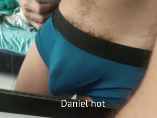 Daniel_hot