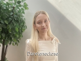 Dareleneclose