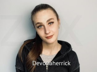devonaherrick Zizi X