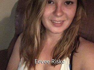 Eevee_Riske