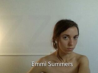 Emmi_Summers