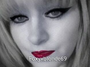 foxyxblonde69 Zizi X