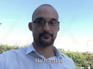 Halfcastlad Zizi X
