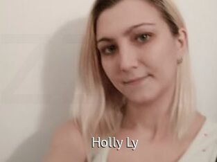 Holly_Ly