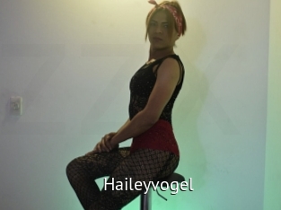 haileyvogel Zizi X