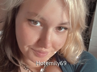 Hotemily69