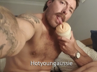 Hotyoungaussie