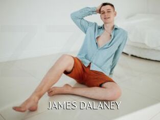 JAMES_DALANEY Zizi X