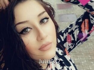 Julia982