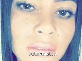 Julia_Aniston