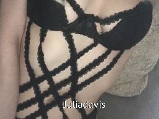 Juliadavis