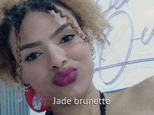 Jade_brunette
