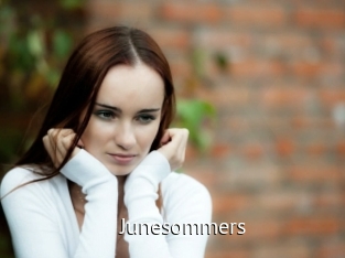 Junesommers
