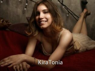KiraTonia