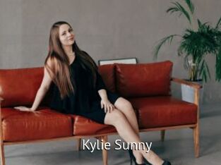 Kylie_Sunny