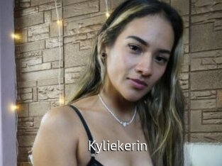 kyliekerin Zizi X