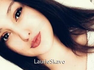 LaurieSkavo Zizi X