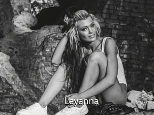 Leyanna Zizi X
