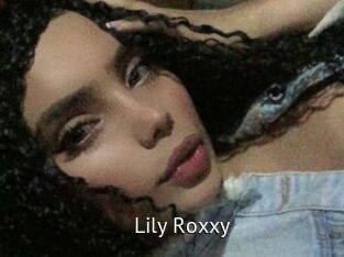 Lily_Roxxy