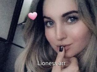 Lioness_arr