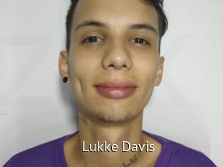Lukke_Davis
