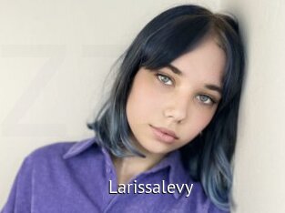 larissalevy Zizi X