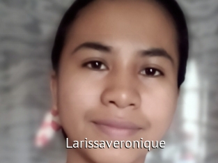 larissaveronique Zizi X