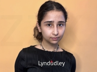lyndudley Zizi X