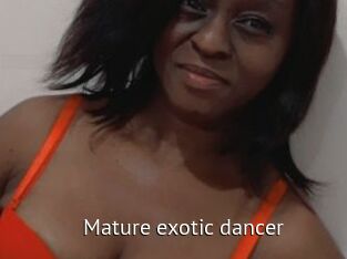 Mature_exotic_dancer
