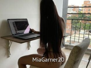 MiaGarner20