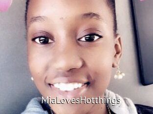 MiaLovesHotthings