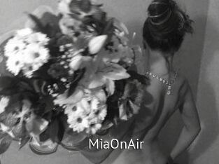 MiaOnAir