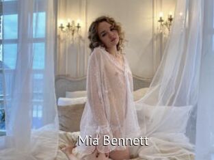Mia_Bennett